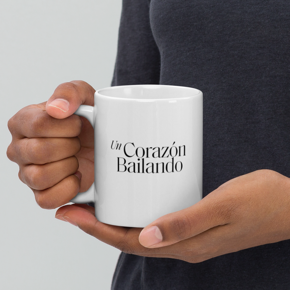 Un Corazón Bailando - Glossy Mug