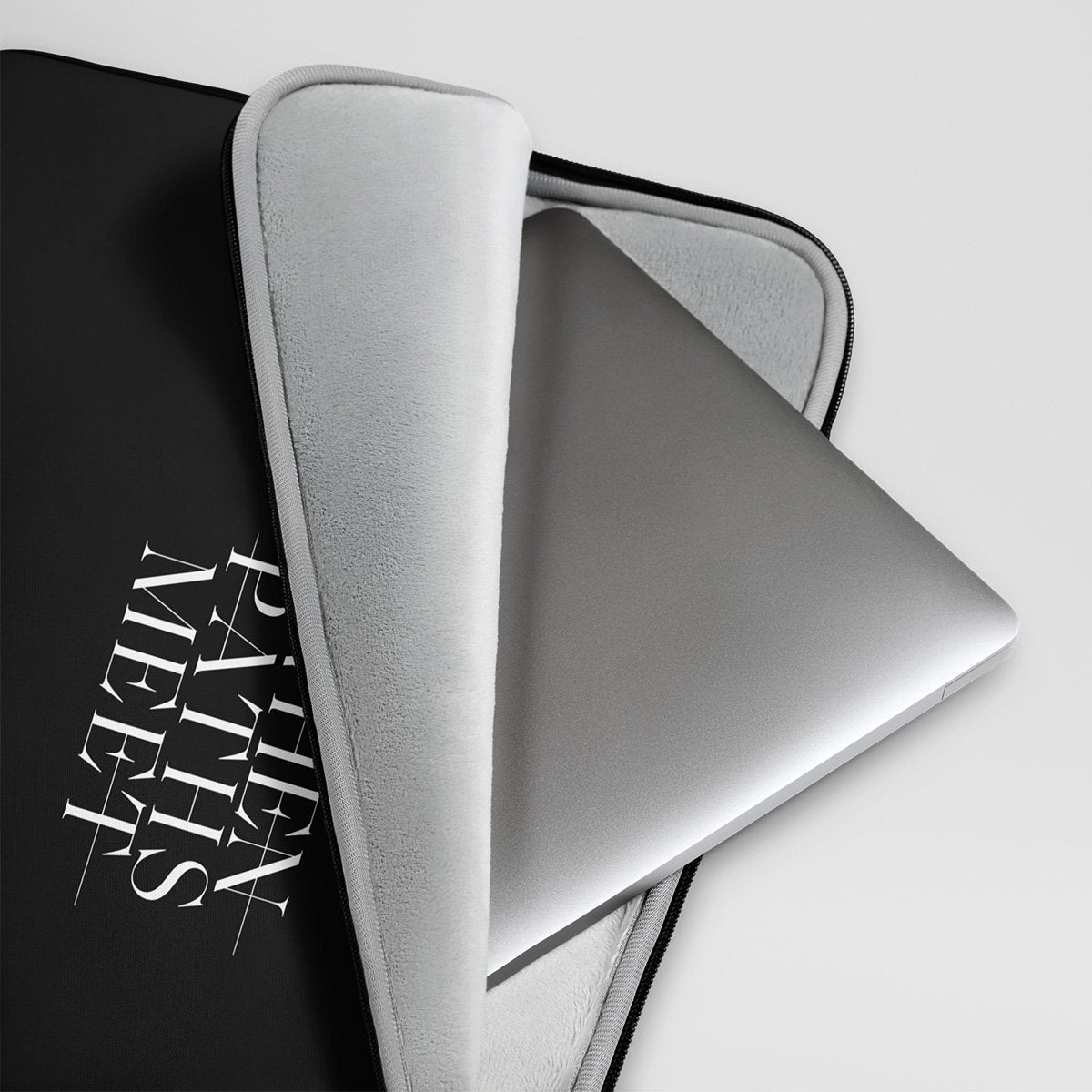 Laptop Sleeve (WPM)
