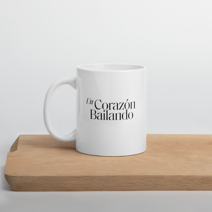 Un Corazón Bailando - Glossy Mug